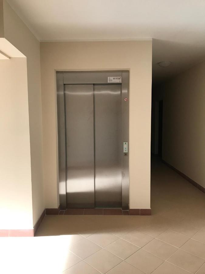 Apartament Holenderski Z Prywatnym Miejscem Postojowym W Garazu Koszalin Exteriör bild
